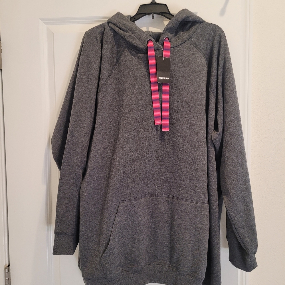 Torrid women's hoodie 3x NWT